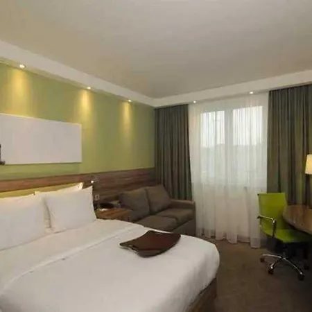 Hampton By Hilton Center, Bavaria